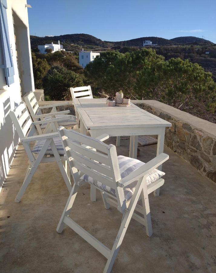 Вилла C & C _ Cycladic House With Endless Sea View Эрмуполис Экстерьер фото