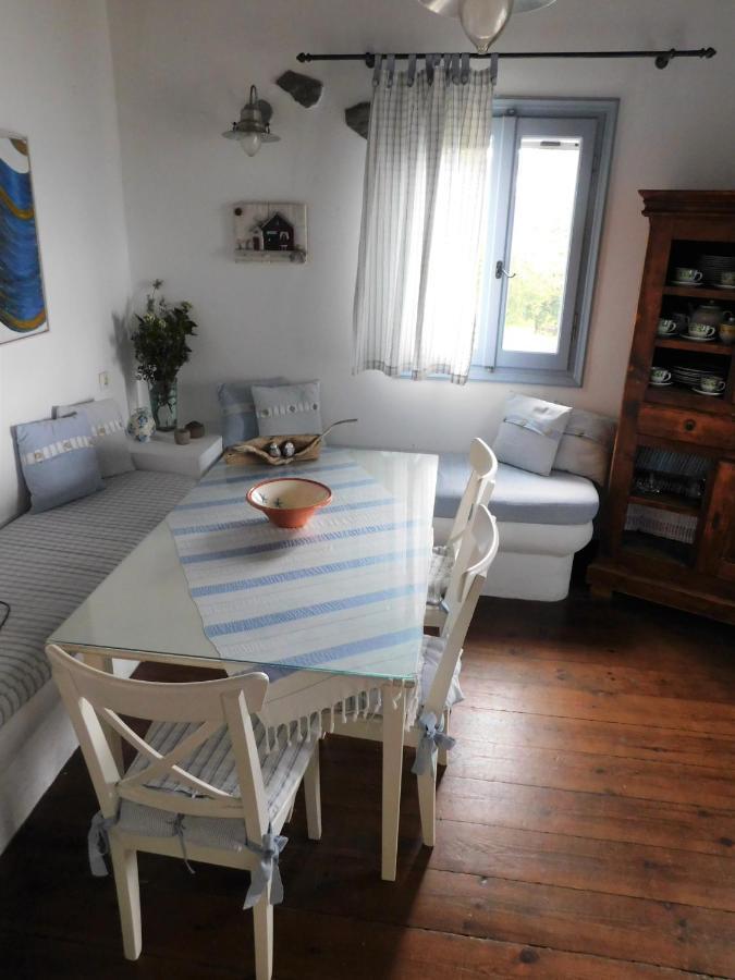 Вилла C & C _ Cycladic House With Endless Sea View Эрмуполис Экстерьер фото