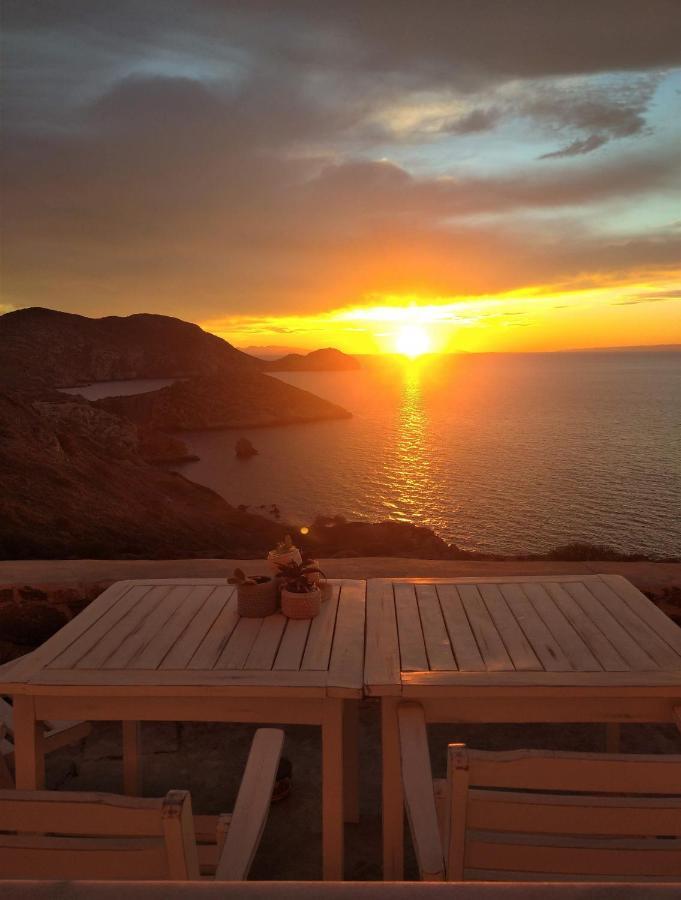 Вилла C & C _ Cycladic House With Endless Sea View Эрмуполис Экстерьер фото